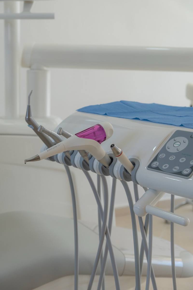 Karagkioule Dental — details
