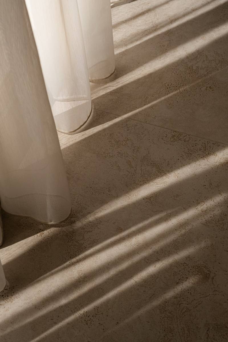 Nusa — details