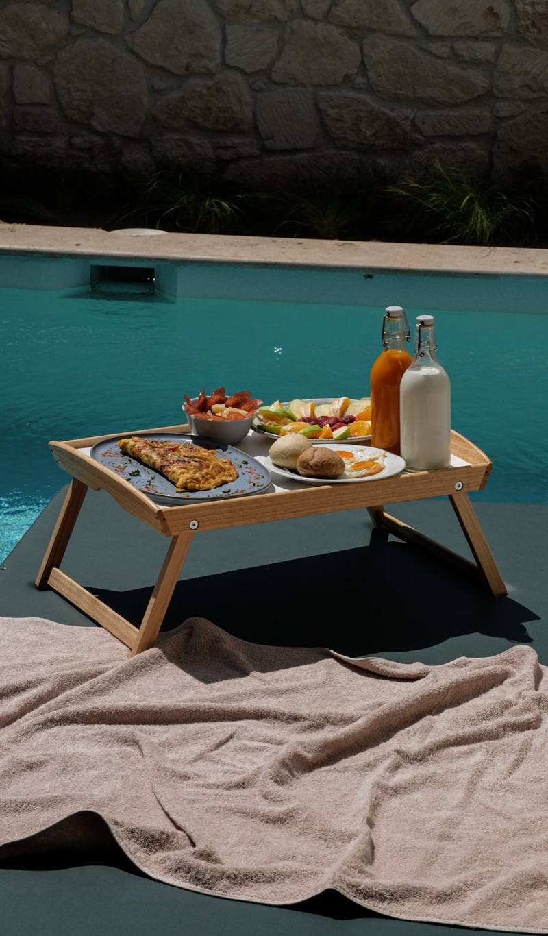 Royal Hotel & Suites — social & lifestyle