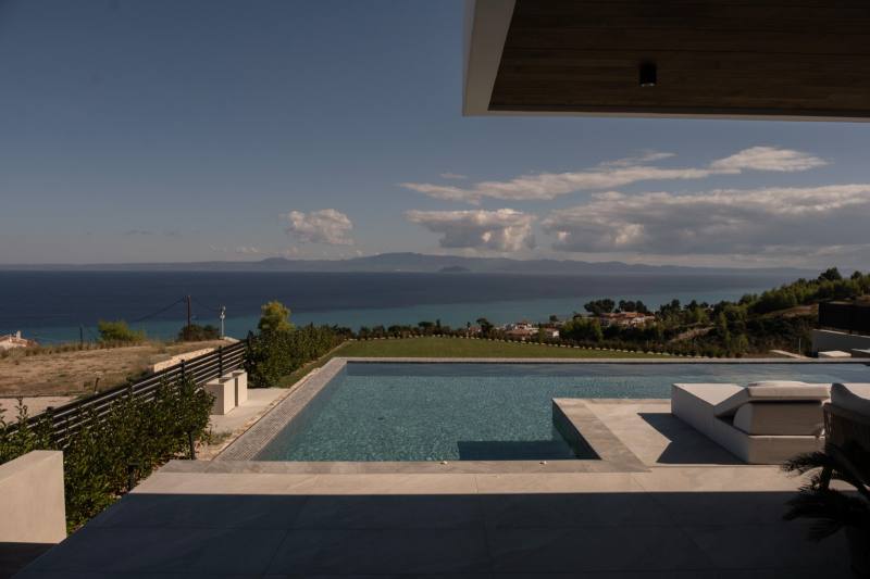 Villa in Halkidiki — real estate